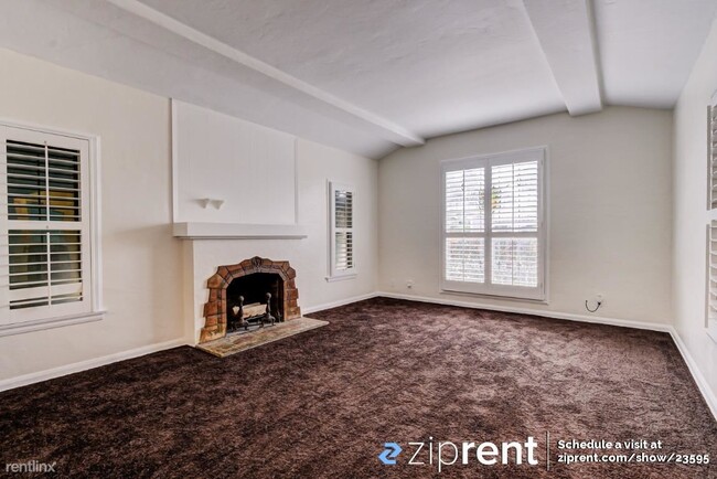 Building Photo - 3 br, 1.5 bath House - 3704 W 62nd St, Los...