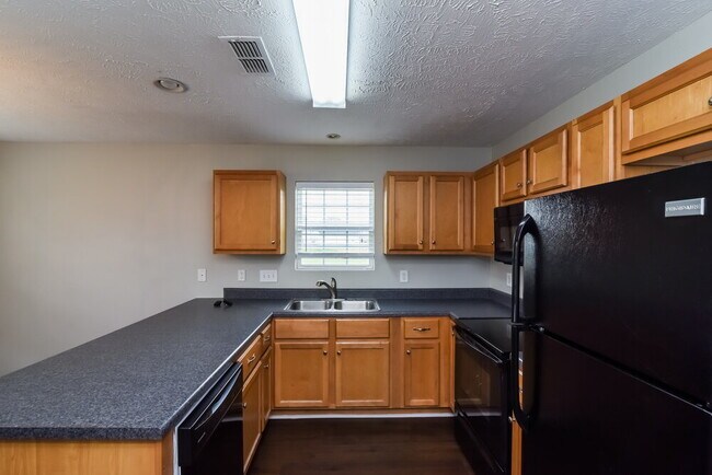 Building Photo - 1548 Destiny Dr