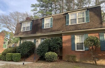 Building Photo - 10917 Blue Heron Dr