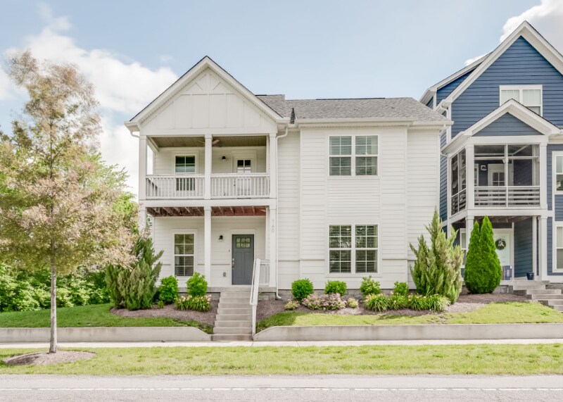 Foto principal - 740 Bellevue Rd