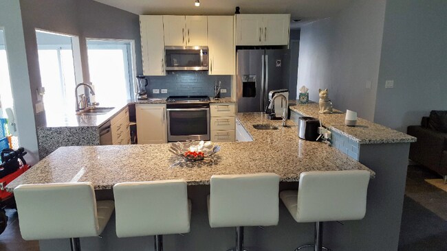 Foto del edificio - 8709 Rose Pointe Ct