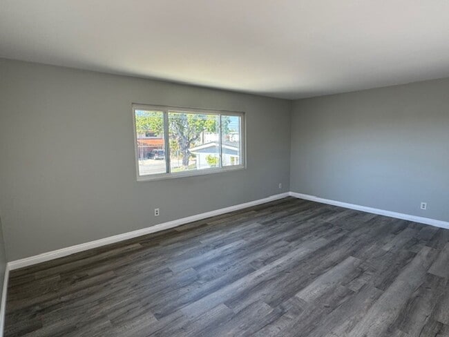 Foto del edificio - 23027 Arlington Ave