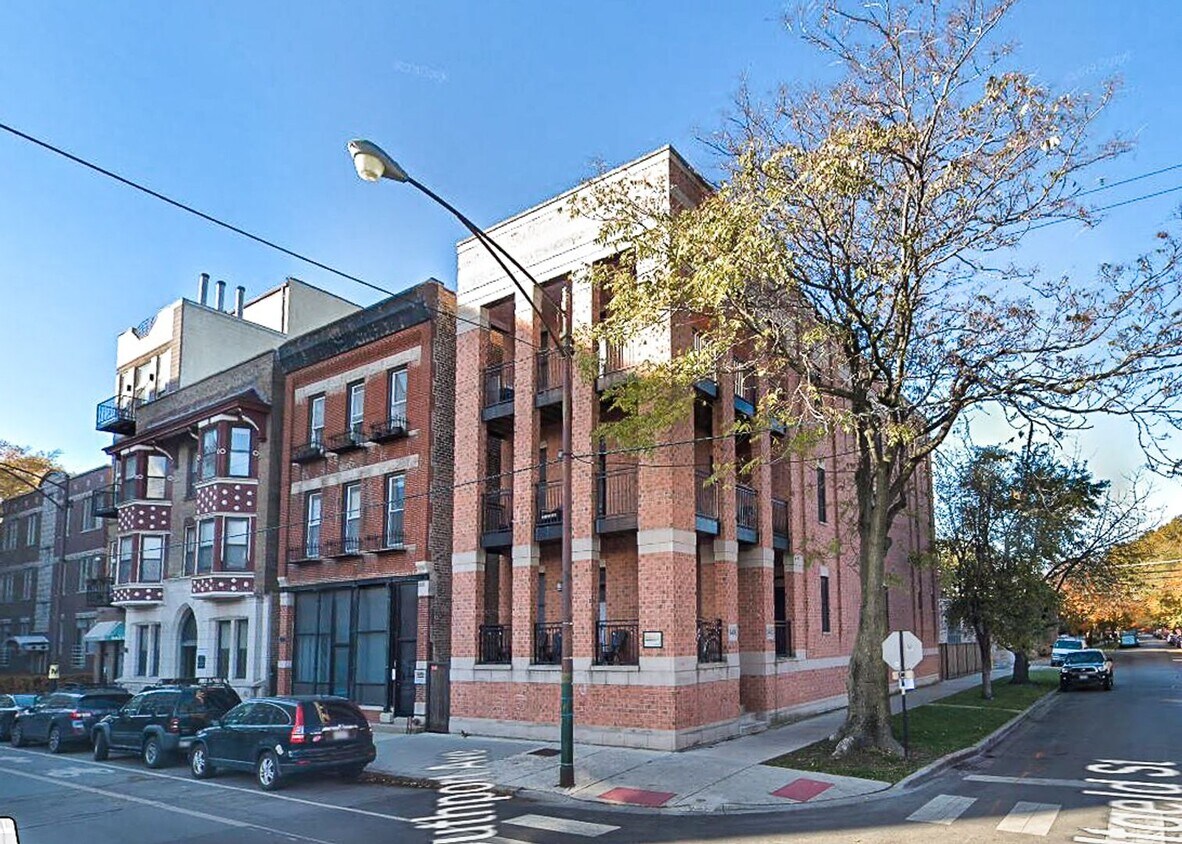 Foto principal - 1401 W Altgeld St