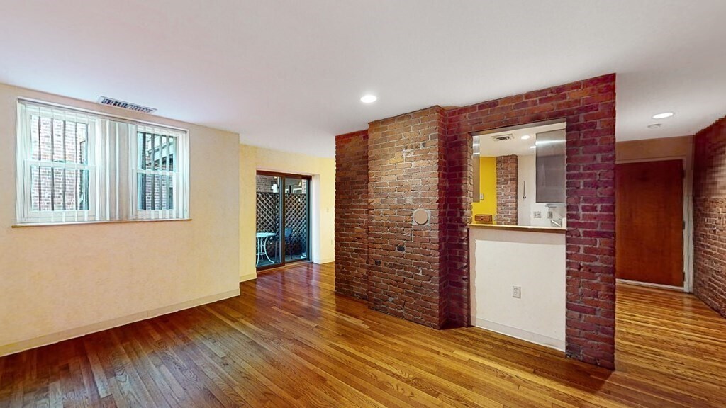 95 Gainsborough St Unit 307, Boston, MA 02115 Apartments in Boston