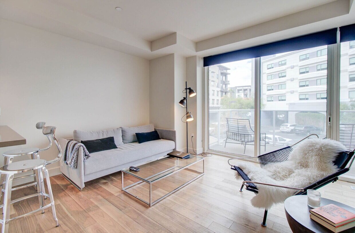 Foto principal - 4422 N 75th St
