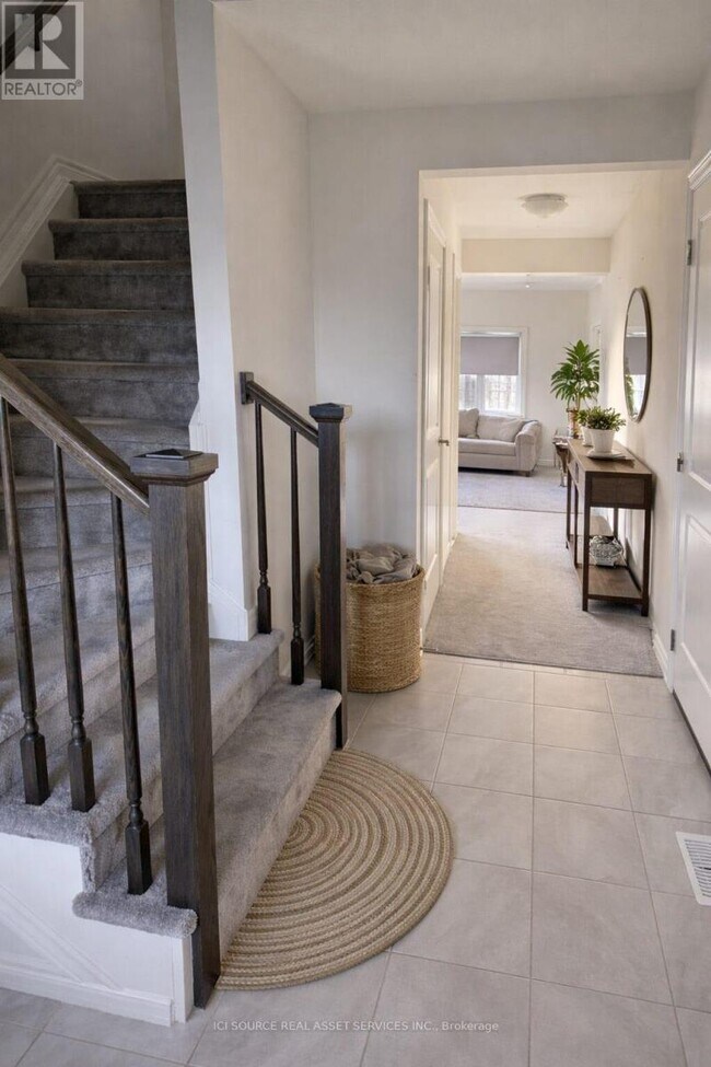 Photo du bâtiment - 222 Heron St