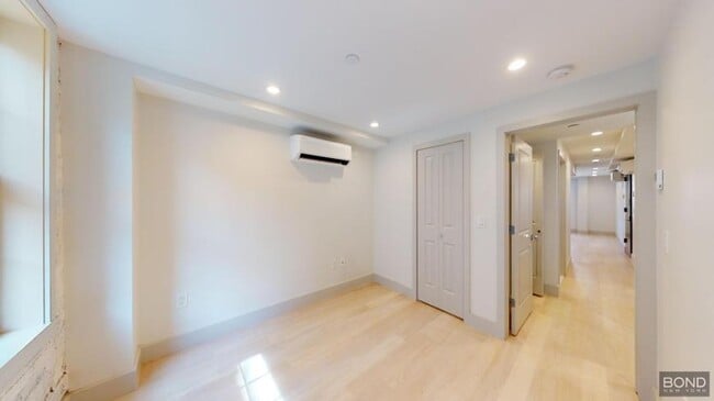 Foto del edificio - 2 bedroom in NEW YORK NY 10009