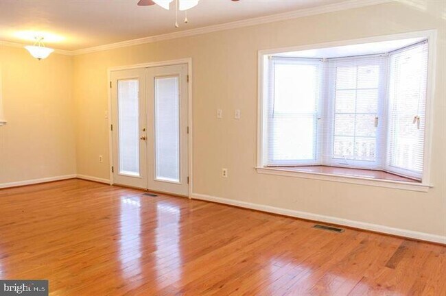 Foto del edificio - 22425 Point Lookout Rd
