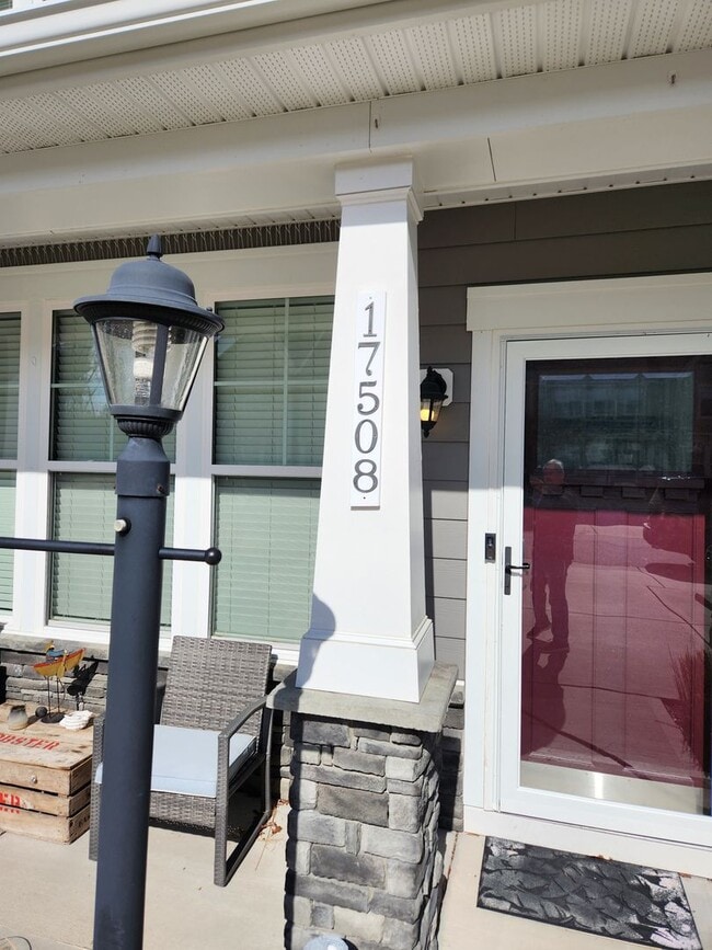 Building Photo - Chesterfield-Magnolia Green Townhome- 3 Be...