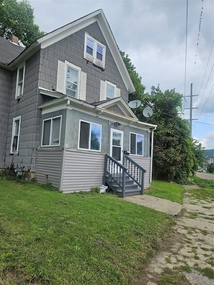 Building Photo - 539 State St