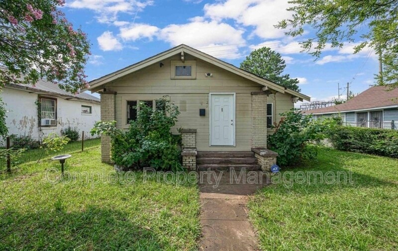 Foto principal - 1625 29th Ave N