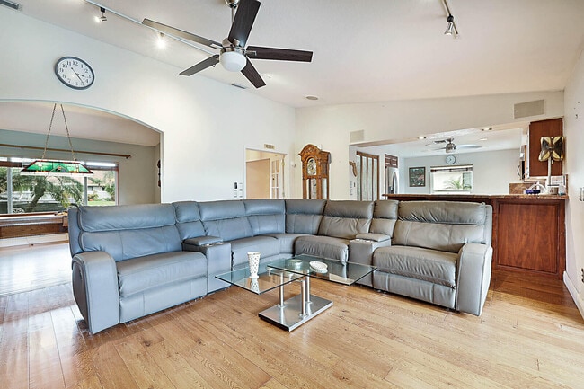 Foto del edificio - 4422 Brandywine Dr