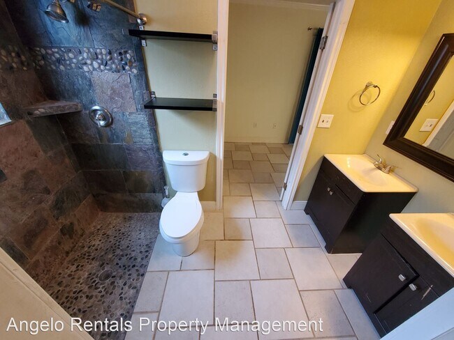 Building Photo - 3 br, 2 bath House - 306 River Oaks
