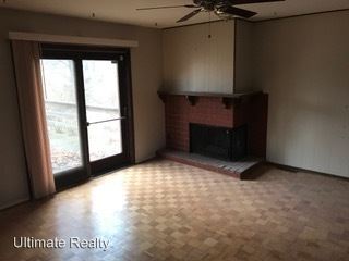Building Photo - 11887 Hidden Lake Dr