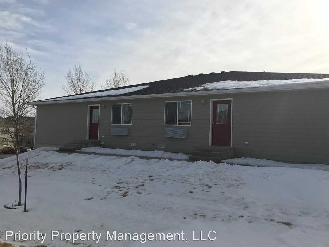 7011 Robin Dr, Gillette, WY 82718 Room for Rent in Gillette, WY