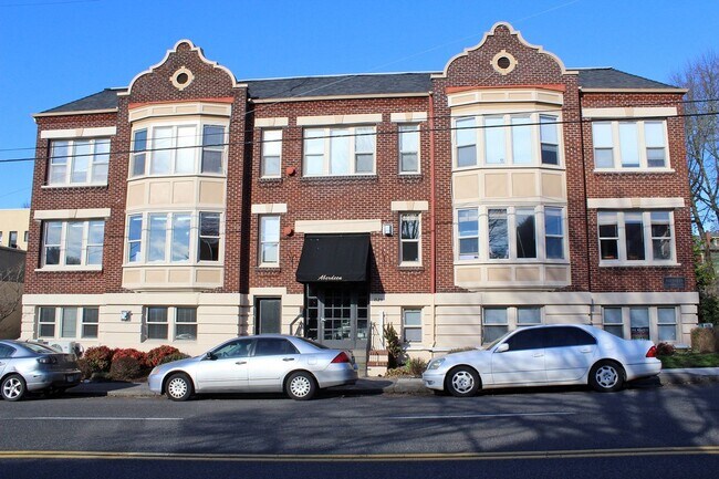 Foto del edificio - 1529 SE Hawthorne Blvd