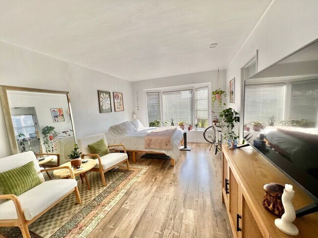 Foto del edificio - 5279 E The Toledo-Apt 5