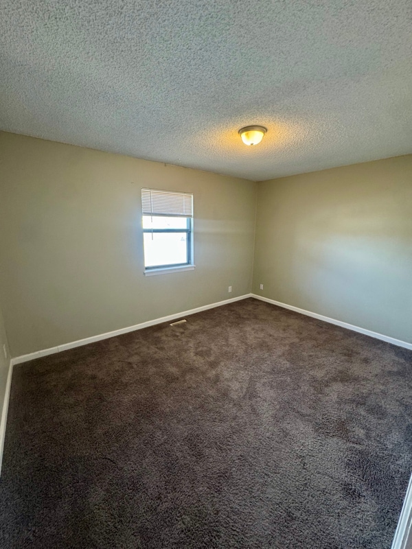 Foto del edificio - 541 S Deveron Dr