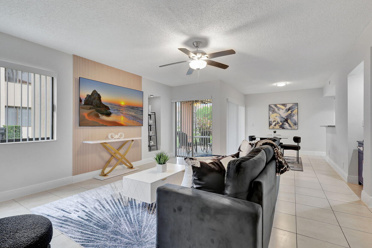 Primary Photo - 12641 Westhampton Cir