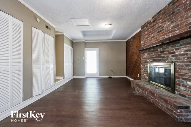 Building Photo - 6534 Speights Dr