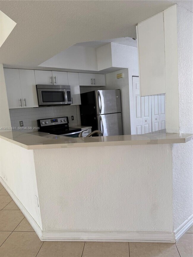 Foto del edificio - 715 SW 148th Ave