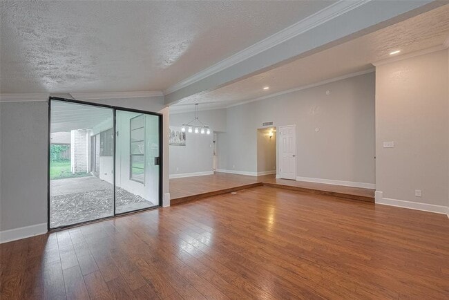Building Photo - 3835 Cypressdale Dr