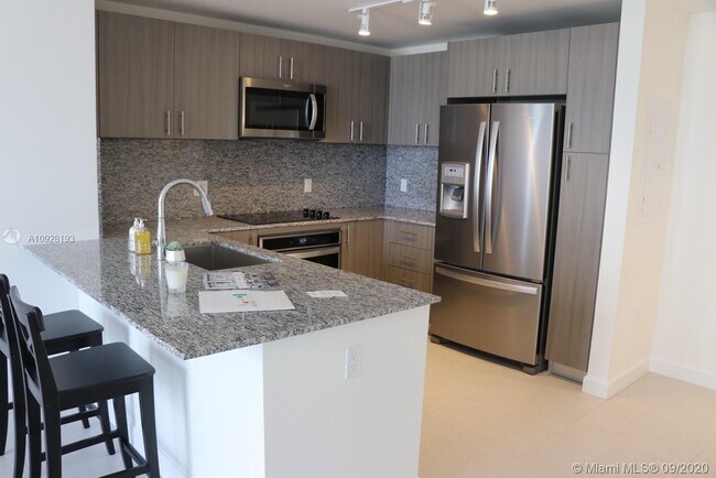 Foto del edificio - 5350 NW 84th Ave
