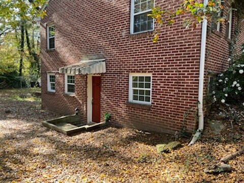 Primary Photo - 212 W Wood St