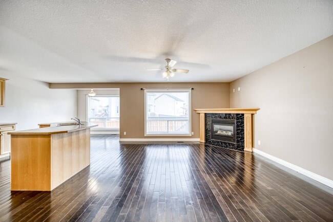 Building Photo - 413 300 Bayside Pl