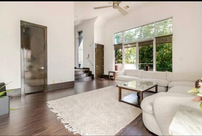 Foto del edificio - 4118 Floyd St