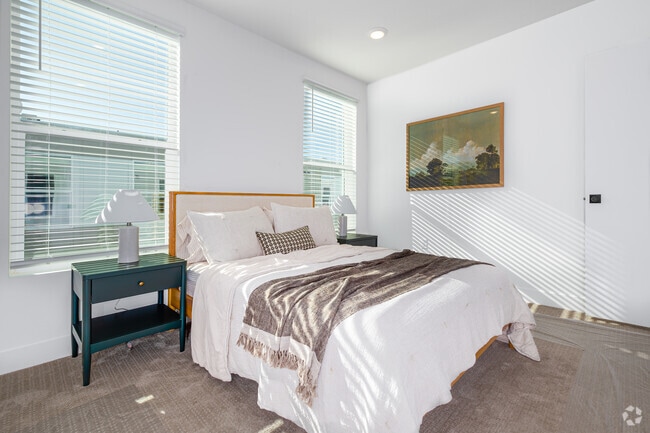 2BR, 1.5BA - 1,107SF - Primary Bedroom - Park Place Townhomes
