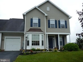 Building Photo - 3652 Rolling Hills Dr