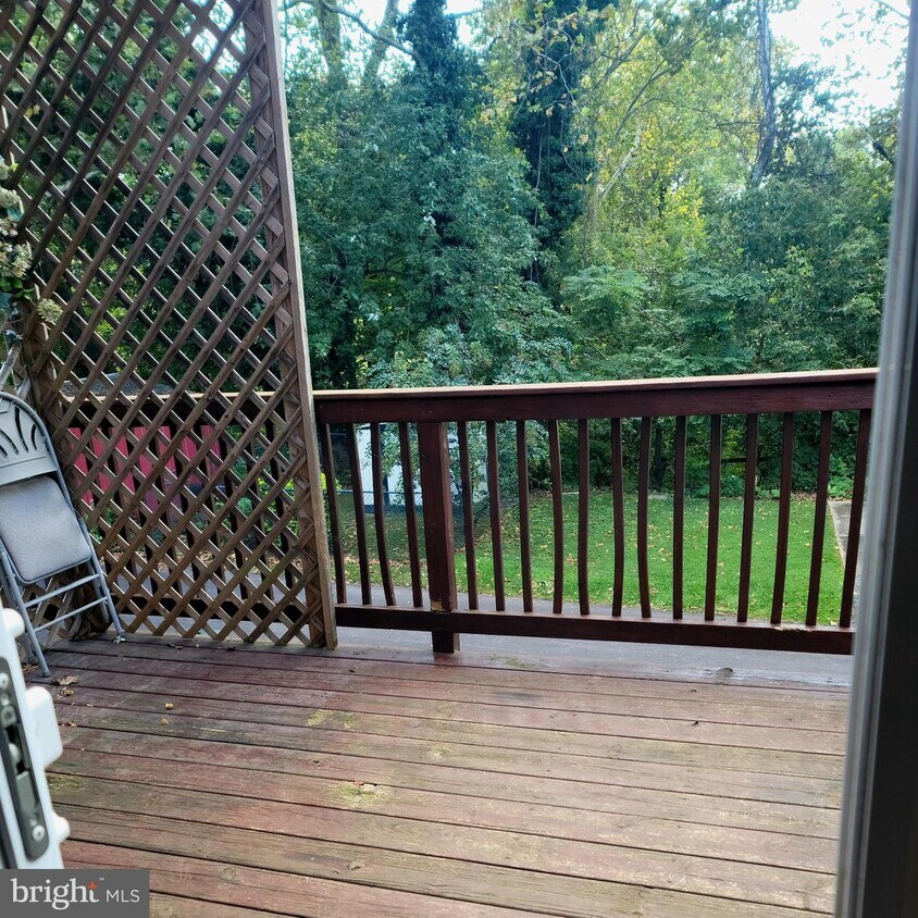 2140 Valleyview Dr, Folcroft, PA 19032 Townhome Rentals in Folcroft PA