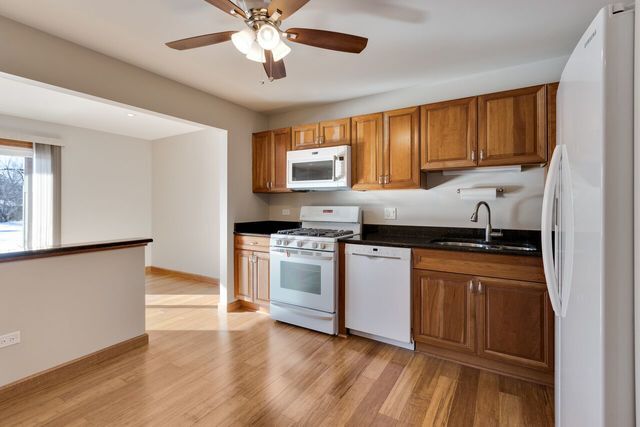 Foto del edificio - 947 Cumberland Ct