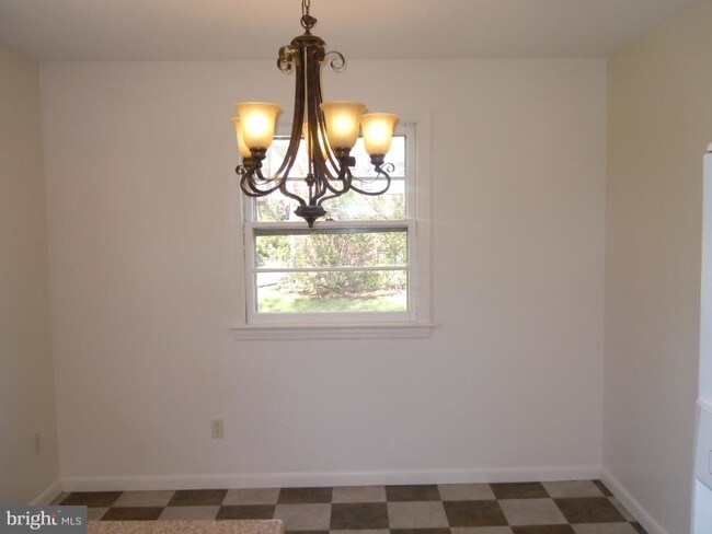 Building Photo - 6410 Fairborn Terrace
