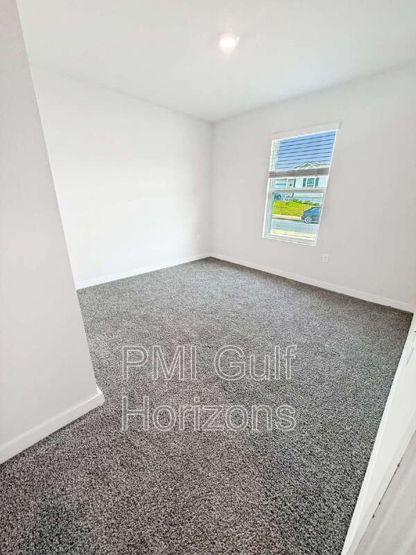 Building Photo - 20 Spoonbill St
