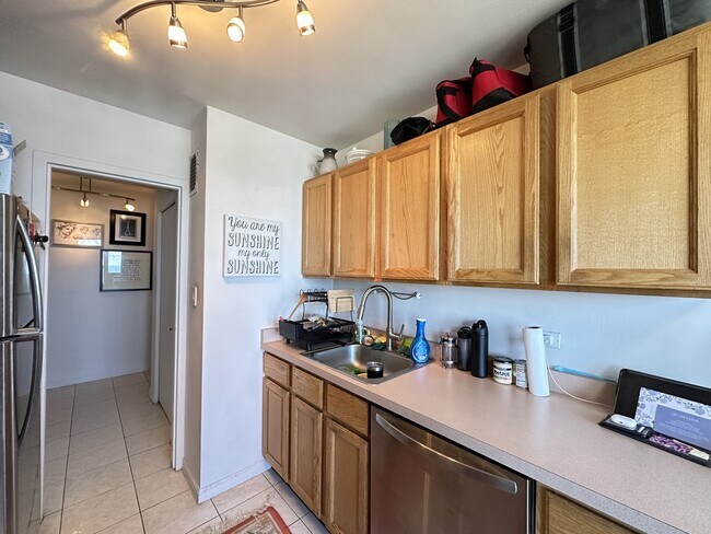 Foto del edificio - 546 W Hawthorne Pl
