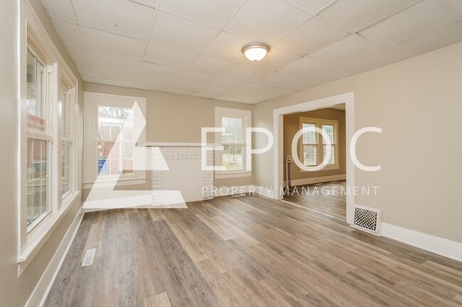 Building Photo - 152 Westdale Ave NW