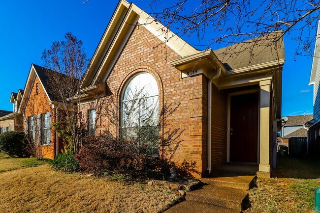 Building Photo - 9134 Cinderhill Cove E