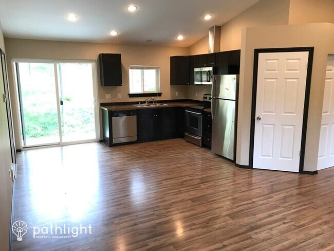 Building Photo - 1600 Lake Dr, Camano Island, WA, 98282
