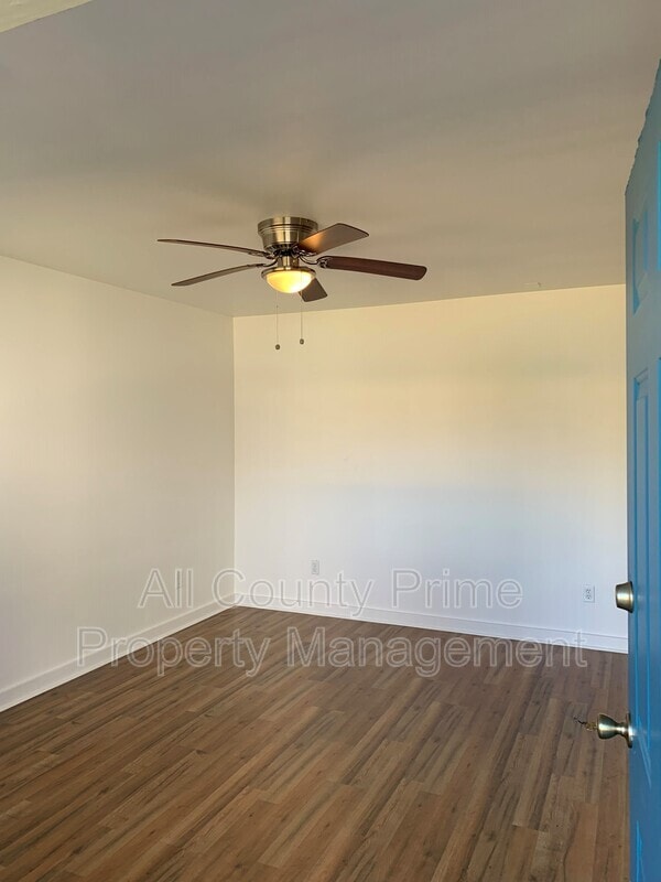 Building Photo - 4706 Yellowstone Blvd