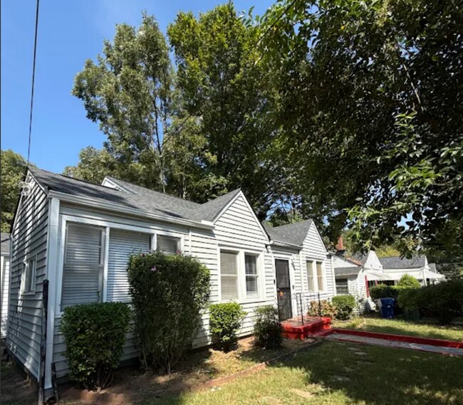 Foto del edificio - 4 Bed 2 Bath in Atlanta!