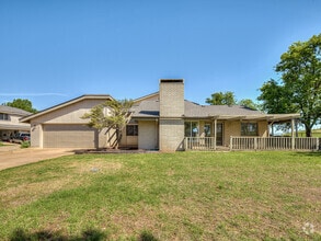 Building Photo - 10020 Hefner Village Terrace