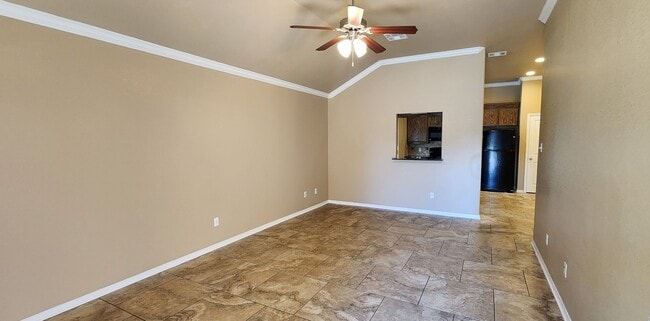 Building Photo - Spacious 2-Bedroom Home on Corner Lot – Mo...