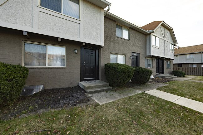 Foto del edificio - Townhomes at Fairways