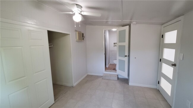 Building Photo - 806 W Bagnall St