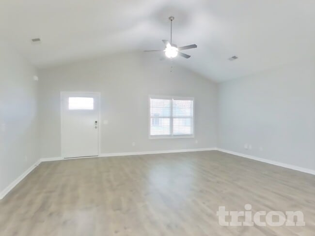 Interior Photo - Tricon Spring Hill