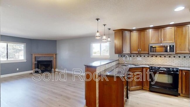Building Photo - 1299 Vondelpark Dr