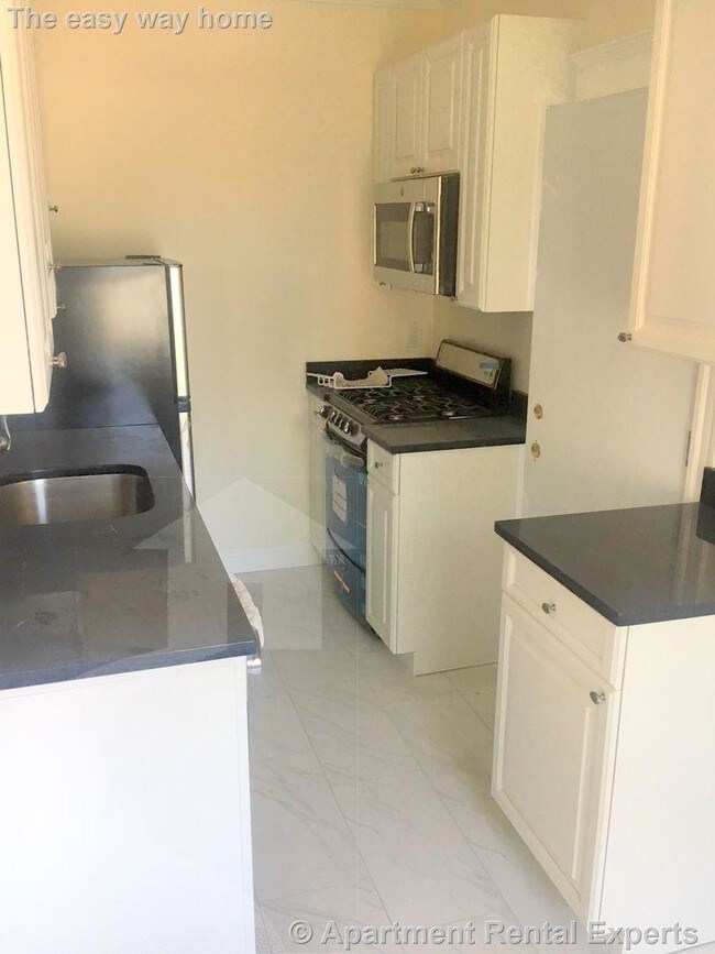 Building Photo - 2 bedroom in Boston MA 02111