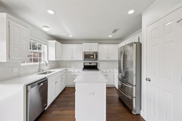Foto del edificio - 2138 Stoneridge Dr